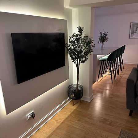 Lux 2 Bedroom Ground Floor Apartment エディンバラ エクステリア 写真