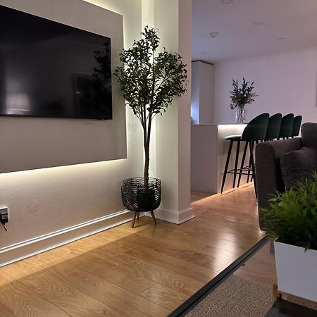 Lux 2 Bedroom Ground Floor Apartment エディンバラ エクステリア 写真