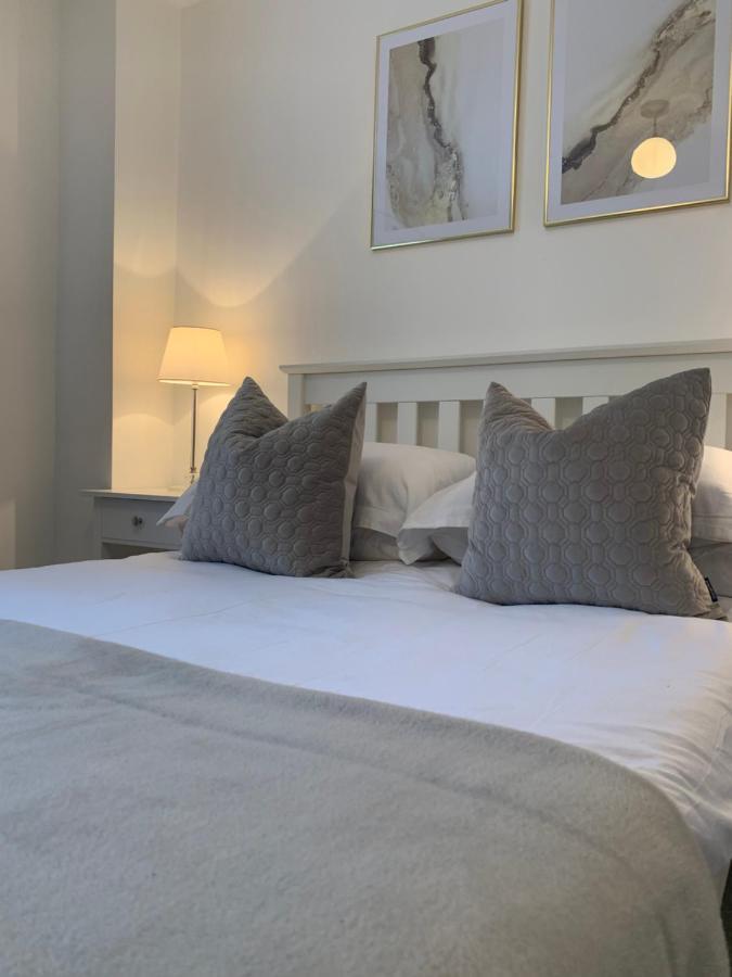 Lux 2 Bedroom Ground Floor Apartment エディンバラ エクステリア 写真